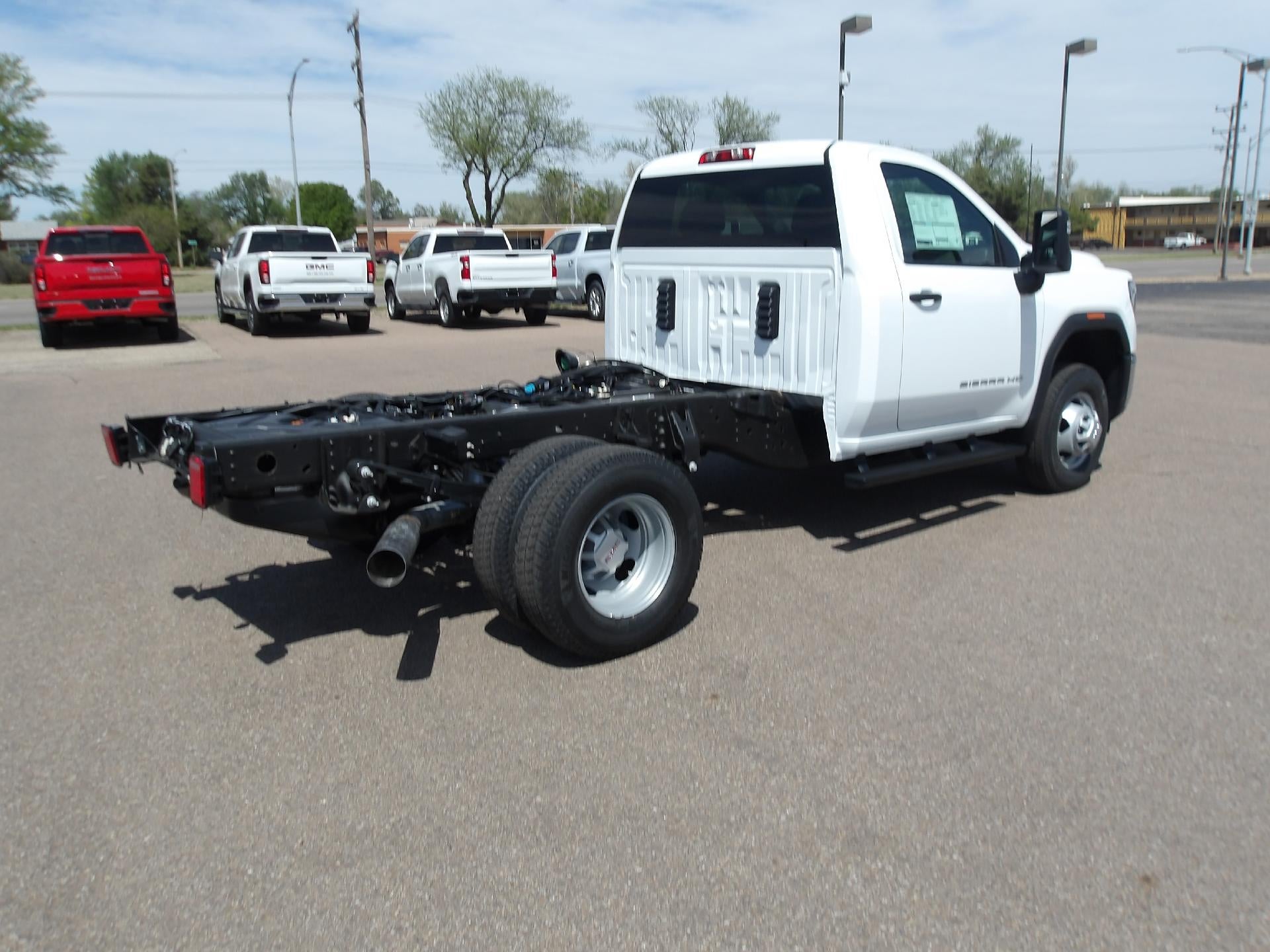 2026 GMC Sierra 3500 HD Chassis Cab Pro