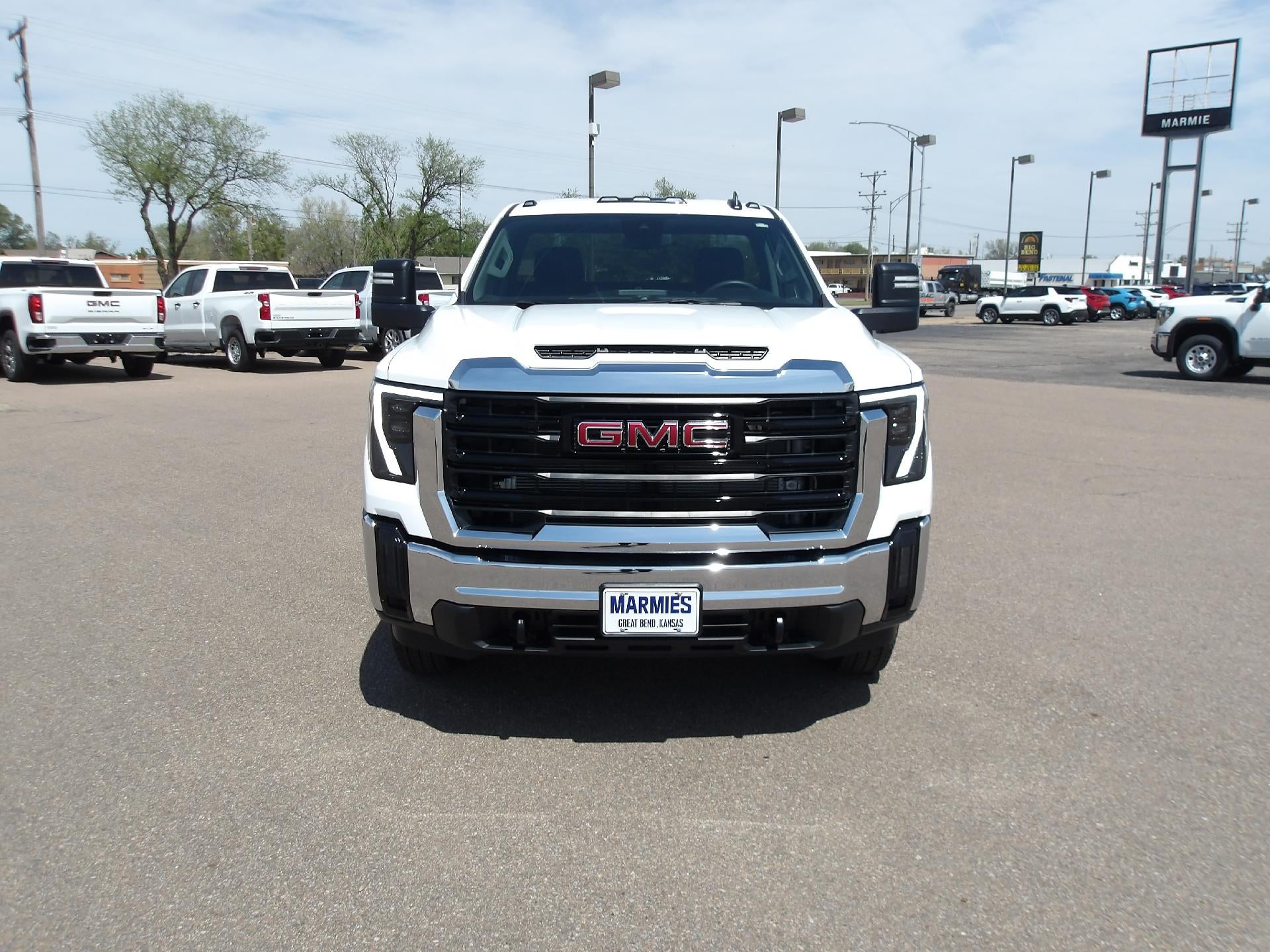 2026 GMC Sierra 3500 HD Chassis Cab Pro