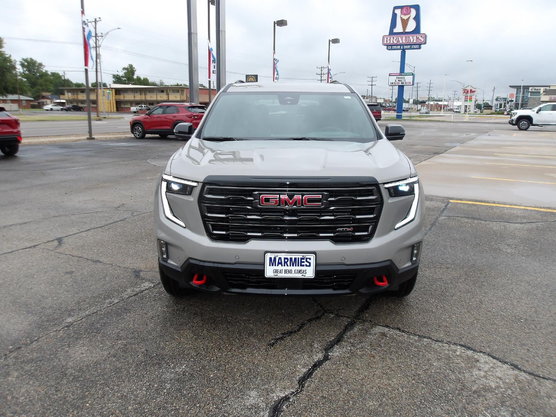 2026 GMC Acadia AT4