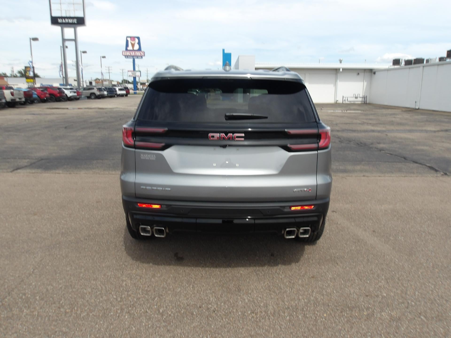 2026 GMC Acadia AT4