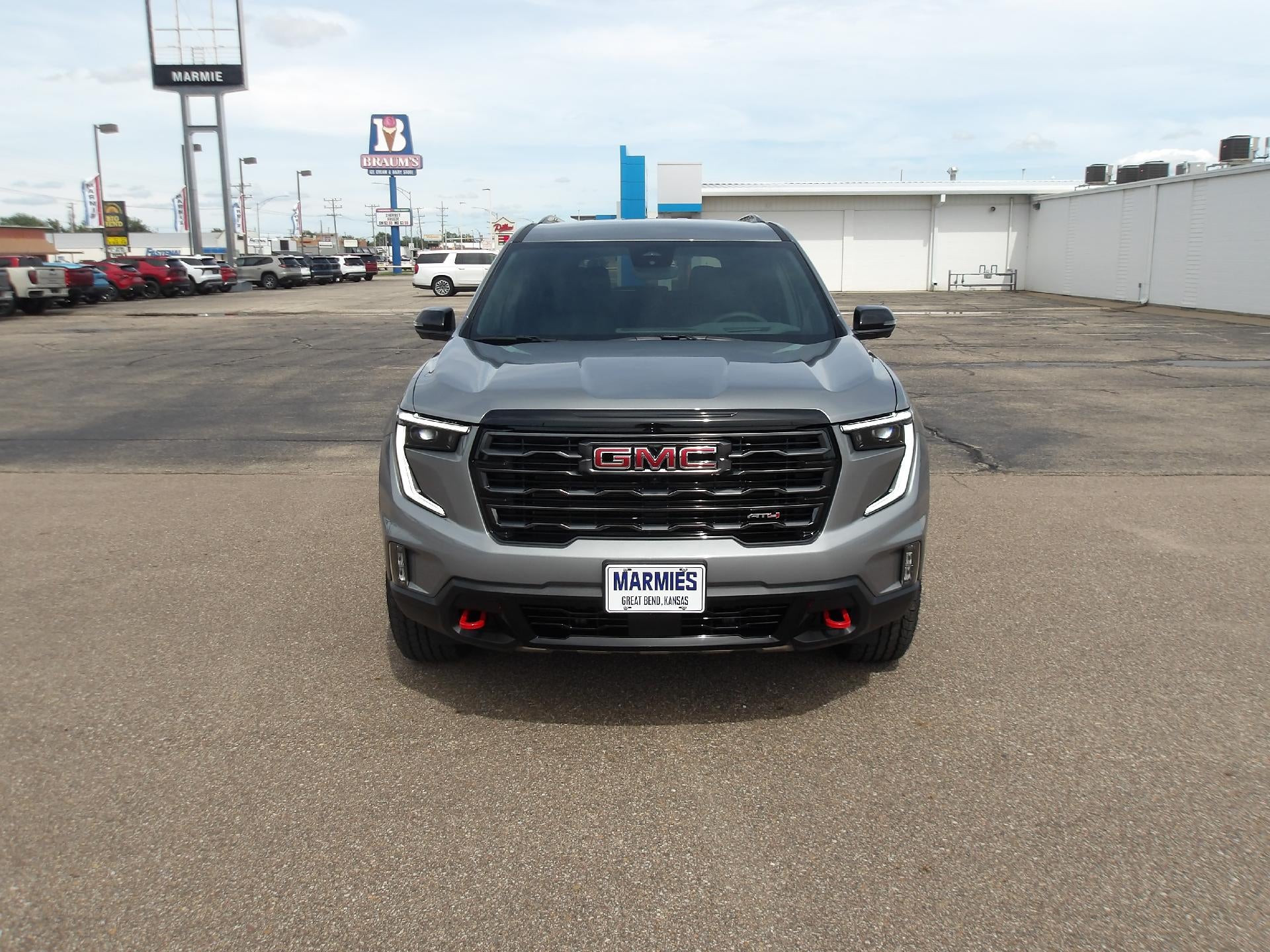 2026 GMC Acadia AT4