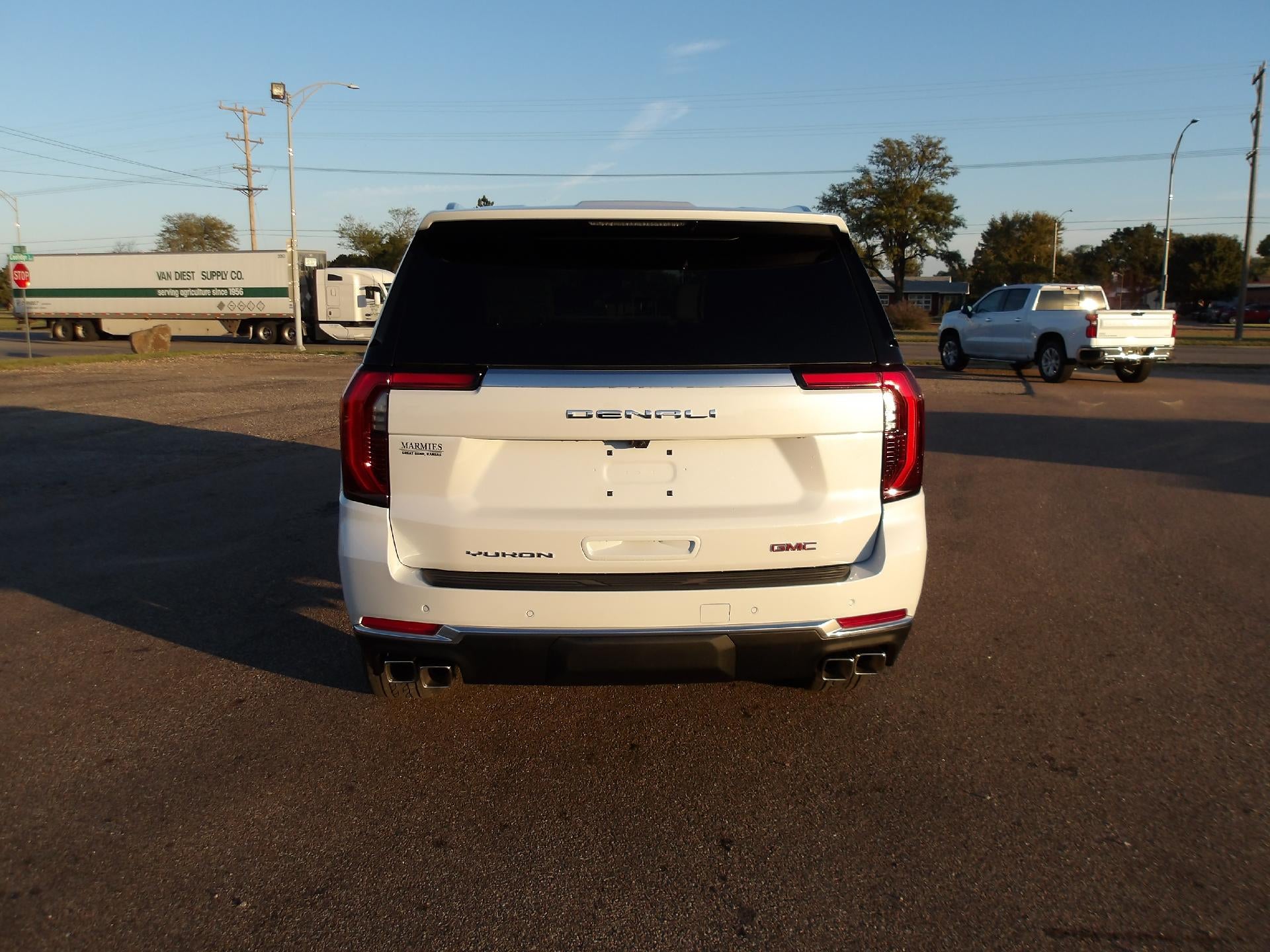 2027 GMC Yukon Denali
