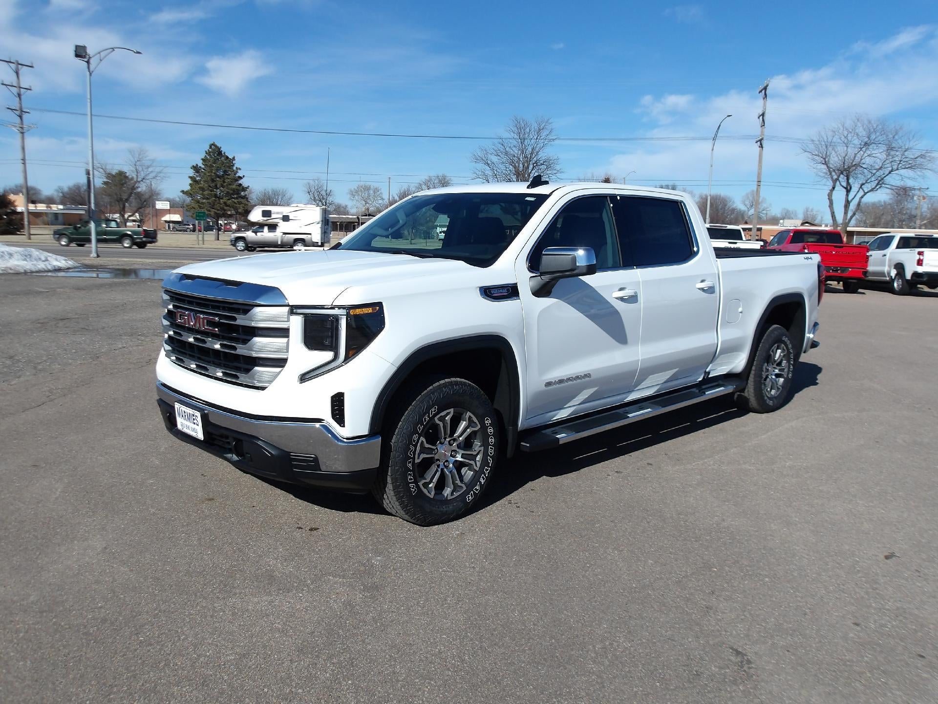 2026 GMC Sierra 1500 SLE
