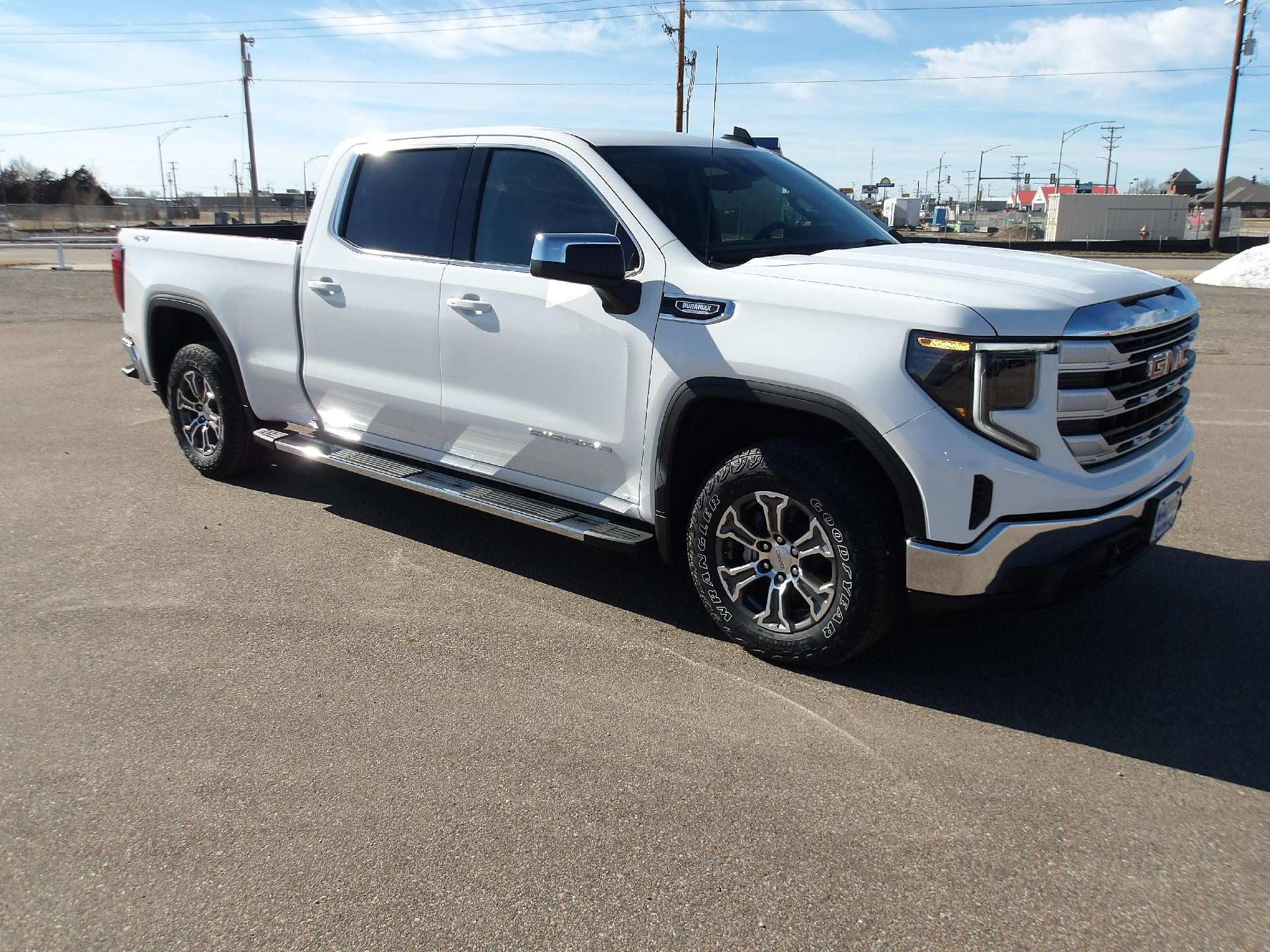 2026 GMC Sierra 1500 SLE