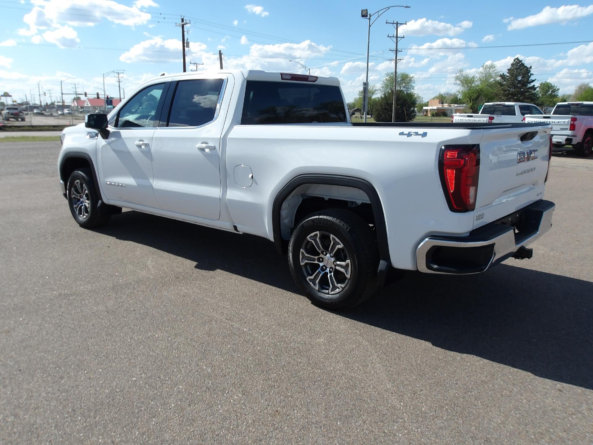2026 GMC Sierra 1500 SLE