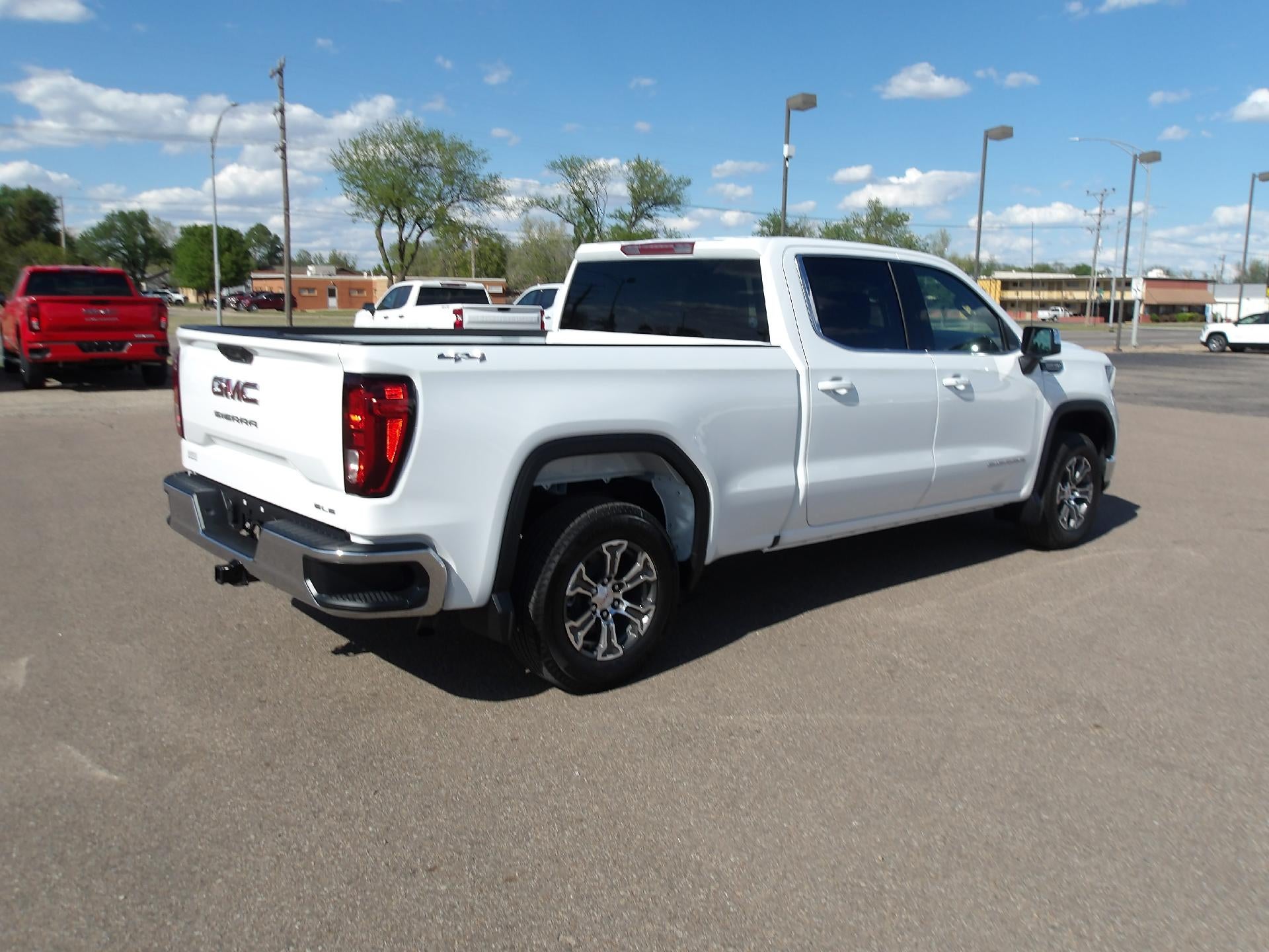 2026 GMC Sierra 1500 SLE