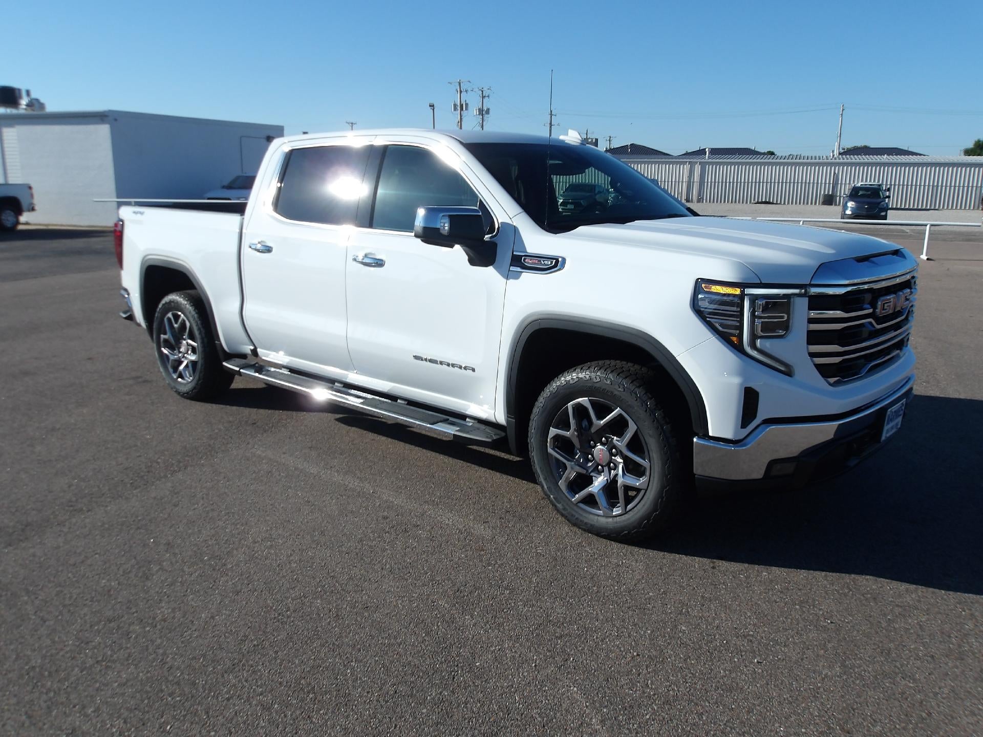 2026 GMC Sierra 1500 SLT
